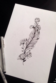 小清新美丽的羽毛花卉纹身图案手稿
