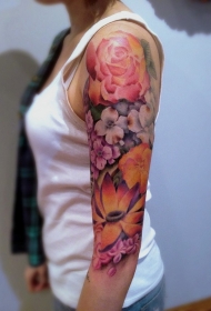 手臂3D彩色漂亮的各种花卉纹身图案