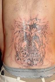 男士背部天使纹身图案