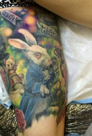 手臂梦幻的彩色爱丽丝兔子纹身图案