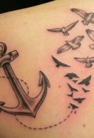 黑灰船锚与一群小鸟背部纹身图案