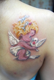 七彩的小天使和鸽子纹身图案