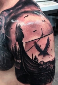 大臂海盗船和乌鸦风景纹身图案