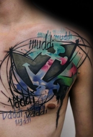 胸部彩色船锚与字母个性纹身图案