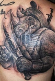 背部3D黑白卡通忍者犀牛和刀纹身图案
