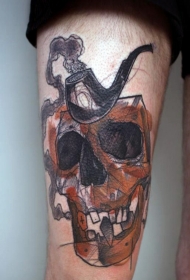 大腿抽象风格设计的彩色骷髅纹身图案