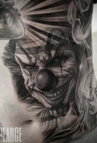 腹部黑灰可怕的小丑肖像纹身图案
