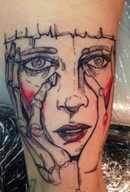 手臂素描式彩色女人脸和骨架手纹身图案
