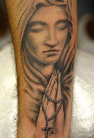 祈祷女性3D纹身图案