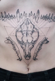 腹部雕刻式黑白各种动物骨骼纹身图案