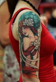 手臂上美丽的女孩彩绘纹身图案