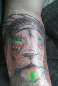 手臂上印度部落狮子彩绘纹身图案