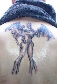 背部一对跳舞的恶魔纹身图案