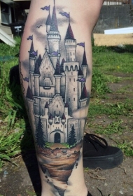 小腿简单设计的彩绘城堡纹身图案