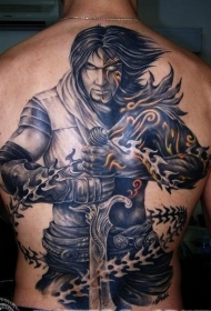 背部神秘的骑士与剑和铁链纹身图案
