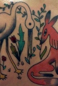 背部简单的彩绘各种动物植物纹身图案