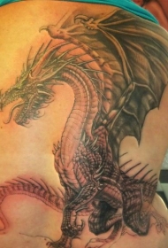 邪恶的大龙背部纹身图案