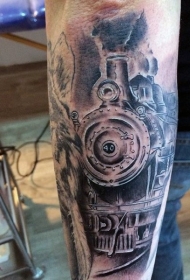 手臂个性的黑灰蒸汽火车纹身图案