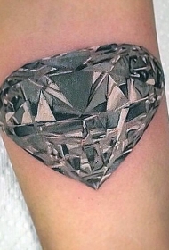 手臂黑白逼真的钻石纹身图案