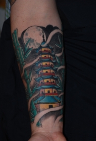 小臂卡通风格的亚洲寺庙和竹子纹身图案