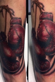 手臂逼真的红色拳击手套纹身图案