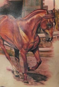 背部逼真的彩绘马纹身图案