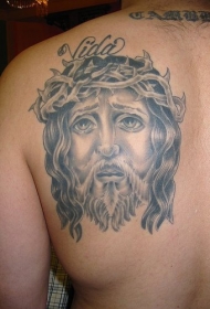 背部耶稣头像纹身图案