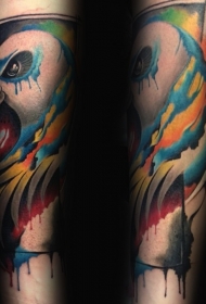 小臂水彩风格彩绘鸟纹身图案