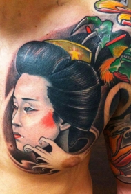 可爱的彩色亚洲艺妓画像胸部纹身图案