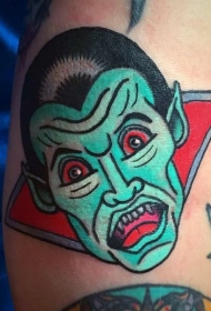 手臂恐怖卡通风格的彩色吸血鬼纹身图案