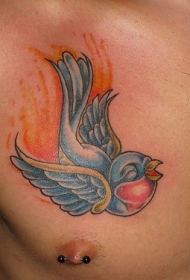 胸部歌唱的小鸟纹身图案