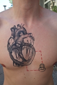胸部雕刻风格黑色心脏与小灯泡纹身图案