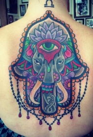 背部奇妙的彩色法蒂玛之手结合大象纹身图案