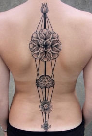 背部惊人的点刺各种美丽花朵纹身图案