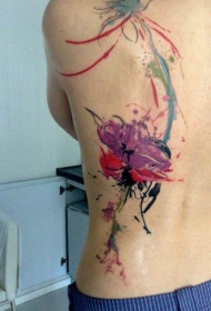 背部水彩画风格可爱的花朵纹身图案