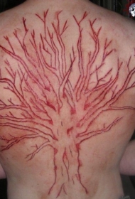 背部割肉大树纹身图案