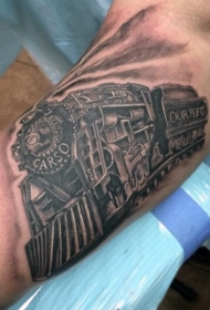 很棒的西方火车手臂纹身图案