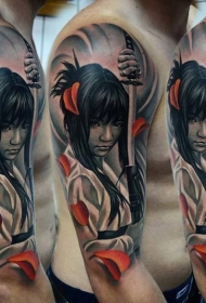 男性大臂写实风格的彩色亚洲女战士纹身图案