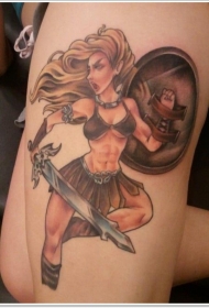 大腿性感的彩绘女战士纹身图案