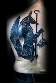 背部黑色的埃及神像纹身图案