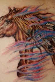 漂亮的马和羽毛箭纹身图案