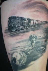 大腿黑白现代火车与狗纹身图案