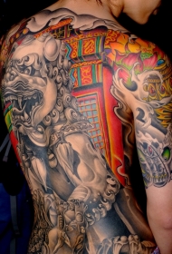 背部彩色大中华风格狮子纹身图案