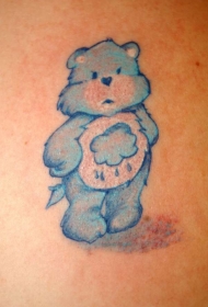 蓝色的熊卡通纹身图案