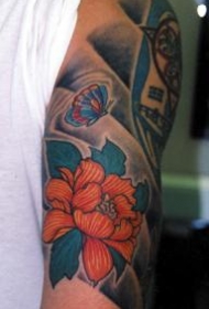 手臂亚洲式的蝴蝶花朵彩色纹身图案