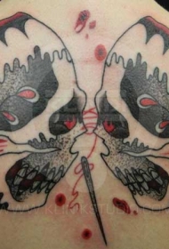 背部old school彩色蝴蝶形状的骷髅纹身图案