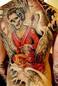 满背彩绘骷髅艺妓和仙鹤纹身图案