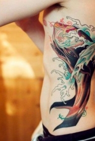 美丽的蓝色鲸鱼侧肋纹身图案