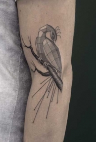 手臂树枝与几何组成的小鸟纹身图案