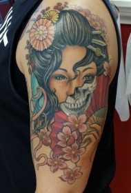 令人毛骨悚然的彩色花亚洲艺妓骷髅纹身图案